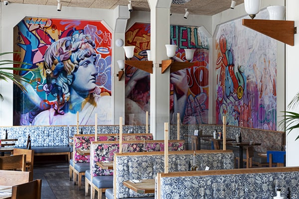 Flax & Kale healthy restaurant interior